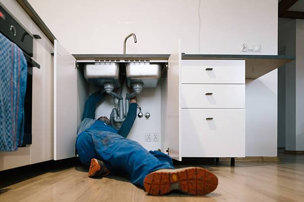 Professional Plumbing technician working in Mesquite, NV
